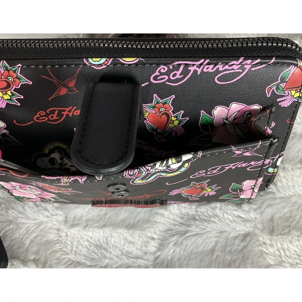 Ed Hardy Women's Zip Around Wallet Black Pink Hearts Roses Skull Tattoos Y2K NWT